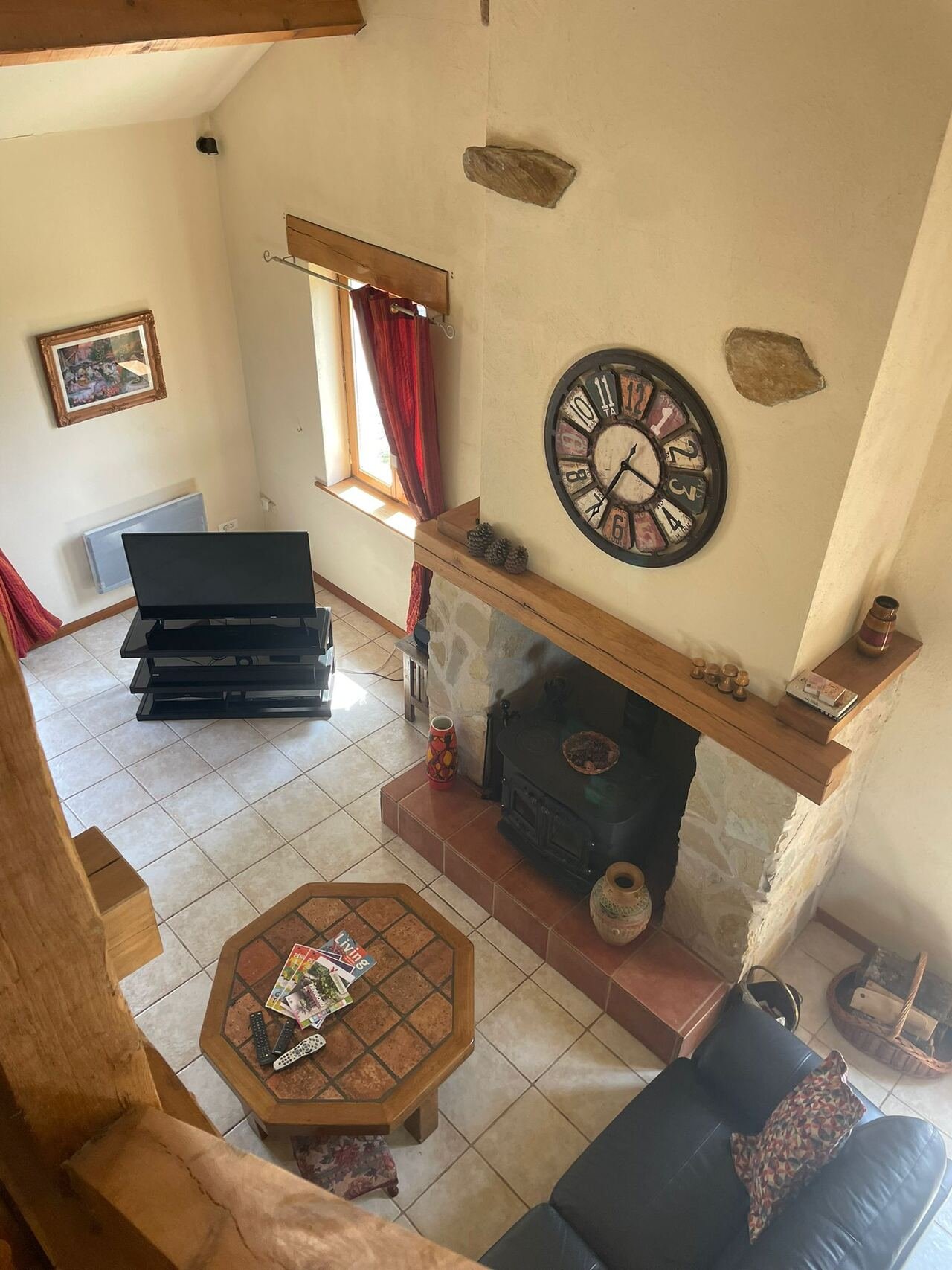 Bellevue Dordogne gite looking down from mezzanine